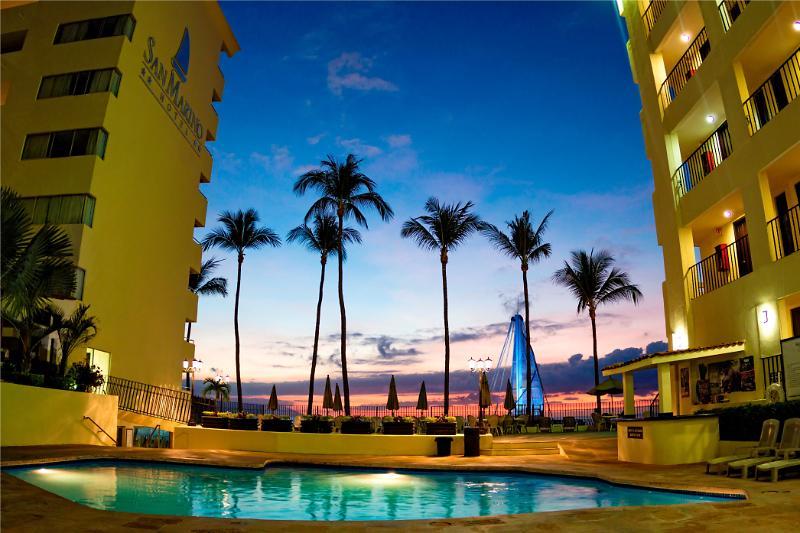 Hotel Delfin Puerto Vallarta Luaran gambar